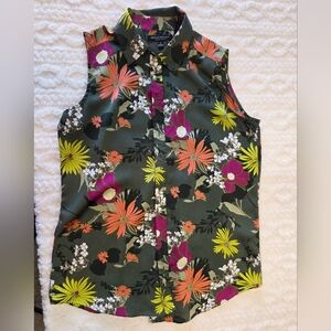 Banana Republic Dillon Shirt Sleeveless Floral Blouse Small